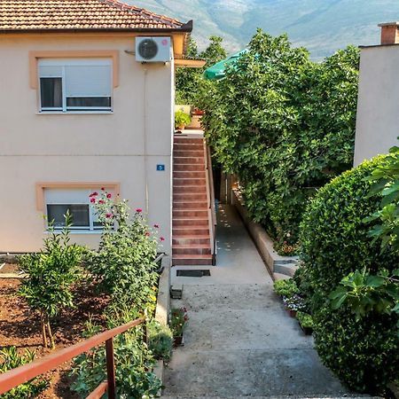 Apartman DraŽ 特雷比涅 外观 照片