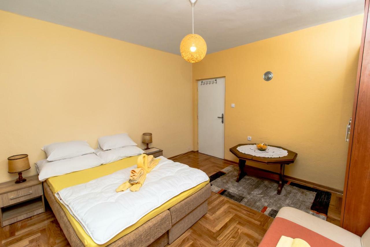 Apartman DraŽ 特雷比涅 外观 照片